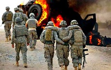 IS tấn công ở Deir Ezzor, Syria: 2 lính Mỹ thiệt mạng IS tấn công ở Deir Ezzor, Syria: 2 lính Mỹ thiệt mạng