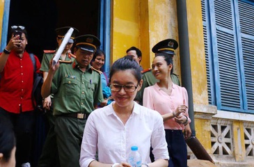 Hoa hậu Phương Nga, Thùy Dung được tại ngoại, dừng xét xử để điều tra bổ sung