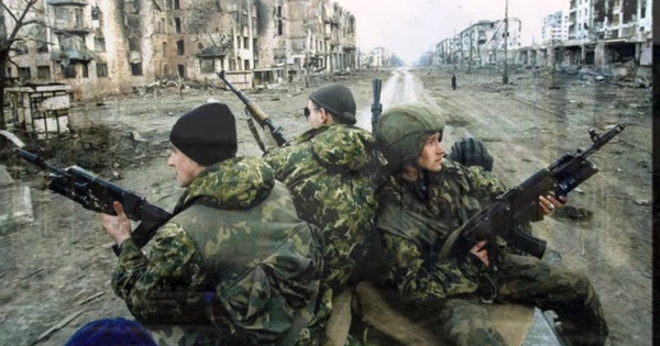 Quân đội Nga đại phá phiến quân Chechnya ở “hỏa ngục” Grozny - Soha