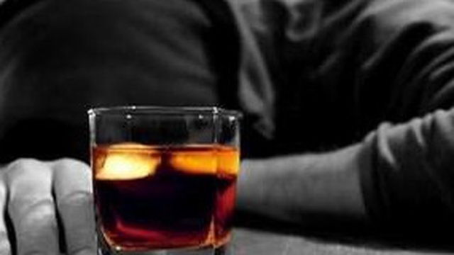 Kết quả hình ảnh cho uống rượu