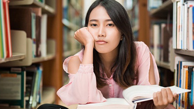 Muốn đem về khoản tiền học sinh thường hay đi làm gì? Muon dem ve tien luong sinh vien co the lam gi?