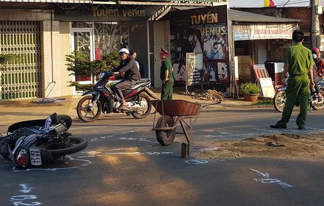 Trung úy quân đội tử vong sau va chạm với xe ô tô ở Đắk Lắk