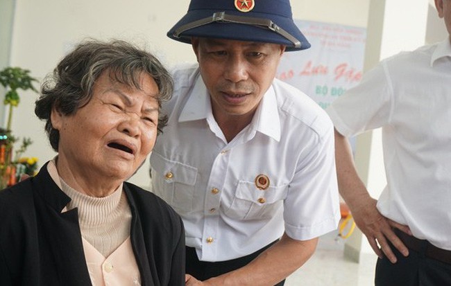 30 năm sự kiện Gạc Ma: Nước mắt thấm đẫm tại lễ cầu siêu cho các anh hùng liệt sĩ