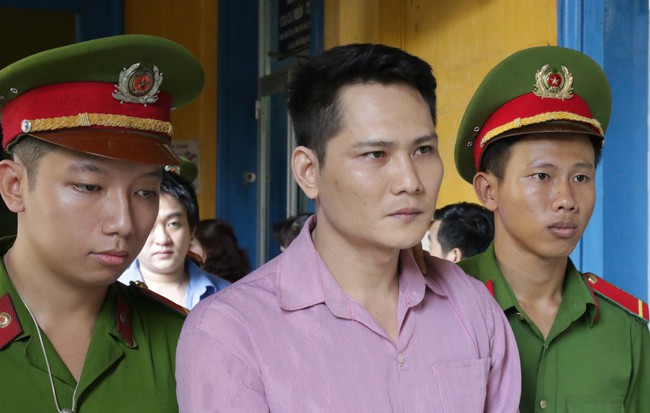 Án tử hình cho kẻ xông vào quậy phá đám tang, đâm chết gia chủ Án tử hình cho kẻ xông vào quậy phá đám tang, đâm chết gia chủ 1