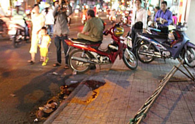Rơi xuống đất lúc sửa bảng hiệu, thanh niên 9X miền Tây tử vong thương tâm