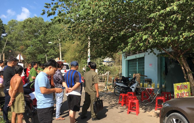Hai người đàn ông làm bảo vệ và bán vé số chết bất thường trong đêm