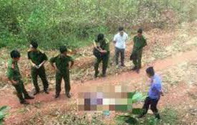 Phát hiện thi thể nam thanh niên ở Quốc lộ 1, gần đó là 1 túi xách và điện thoại bị bỏ lại