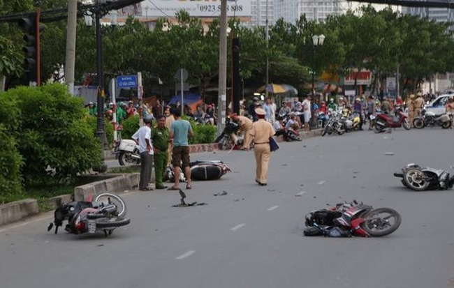 20 người