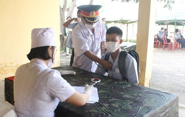Trở về từ vùng dịch Covid-19, nam thanh niên ở Quảng Trị bị sốt, viêm đường hô hấp trên