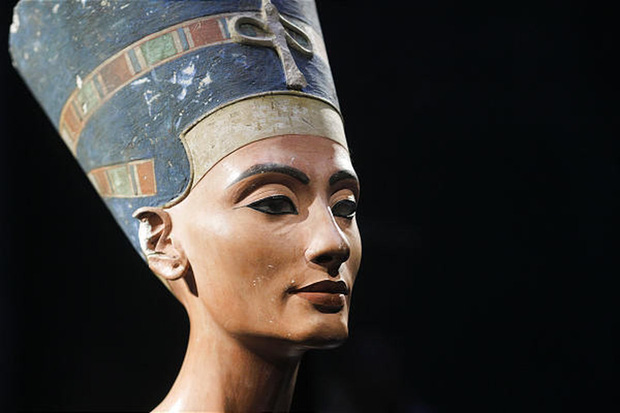 Bí ẩn về Nefertiti - nữ hoàng đẹp nhất Ai Cập với vũ điệu thoát y nổi tiếng và sự biến mất đột ngột khỏi sử sách - Ảnh 1.
