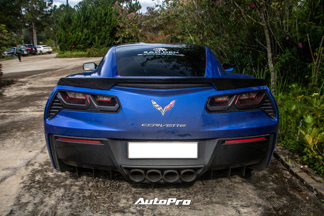 Cận cảnh Chevrolet Corvette C7 Stingray màu độc giá hơn 4 tỷ đồng của dân chơi Trà Vinh - Ảnh 4.