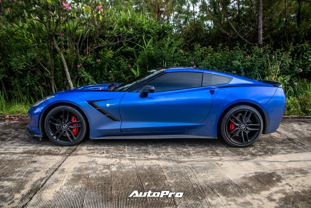 Cận cảnh Chevrolet Corvette C7 Stingray màu độc giá hơn 4 tỷ đồng của dân chơi Trà Vinh - Ảnh 7.