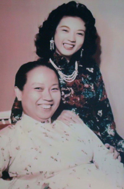 NSƯT Hữu Châu hé lộ gia thế khủng 100 năm: Thanh Nga cũng phải một phép với bà nội - Ảnh 3. NSƯT Hữu Châu hé lộ gia thế khủng 100 năm: Thanh Nga cũng phải một phép với bà nội - Ảnh 3.