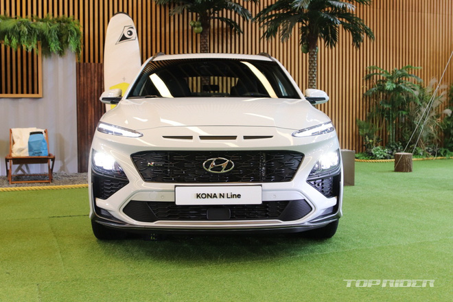 Chi tiết Hyundai Kona 2021 ngoài đời thực: Bóng bẩy hơn, đối thủ thực sự của hiện tượng Kia Seltos sẽ sớm về Việt Nam - Ảnh 3.