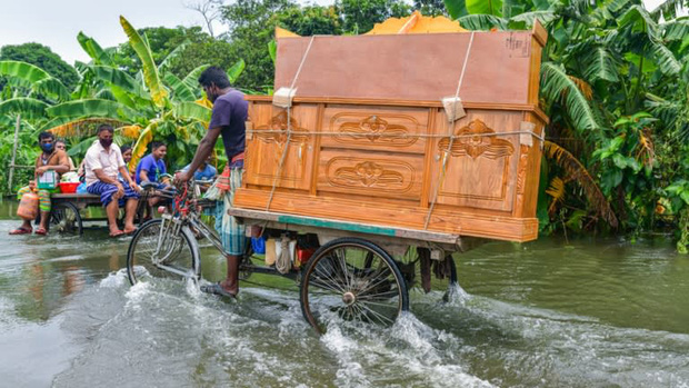 Mưa lũ bất thường gia tăng liên tiếp tại châu Á vì biến đổi khí hậu - Ảnh 1.