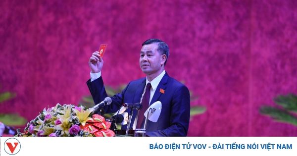 Ông Ngô Văn Tuấn được bầu giữ chức Bí thư Tỉnh ủy Hòa Bình khóa XVII - Ảnh 1.