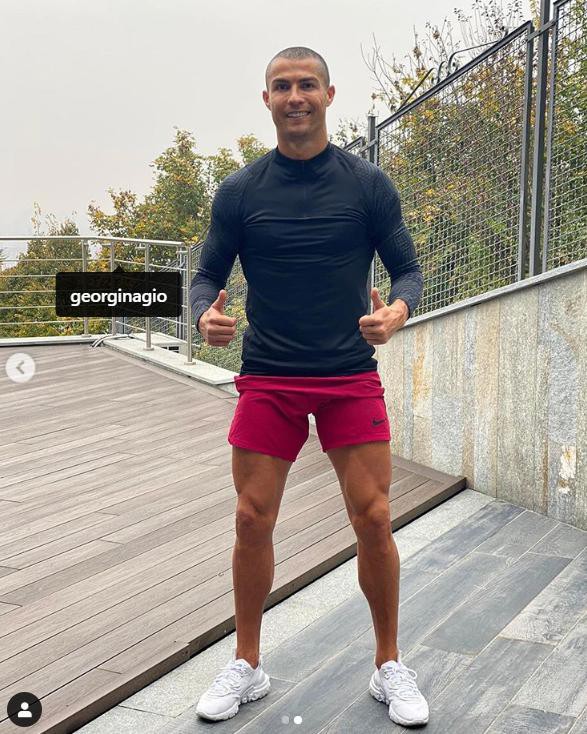 Ronaldo tập luyện thế nào khi đang cách ly vì bị nhiễm COVID-19? - Ảnh 4.