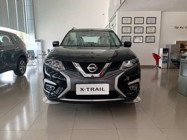 Đại lý xả kho Nissan X-Trail với mức giảm sâu, giá bản full thấp nhất 865 triệu đồng - Ảnh 2.