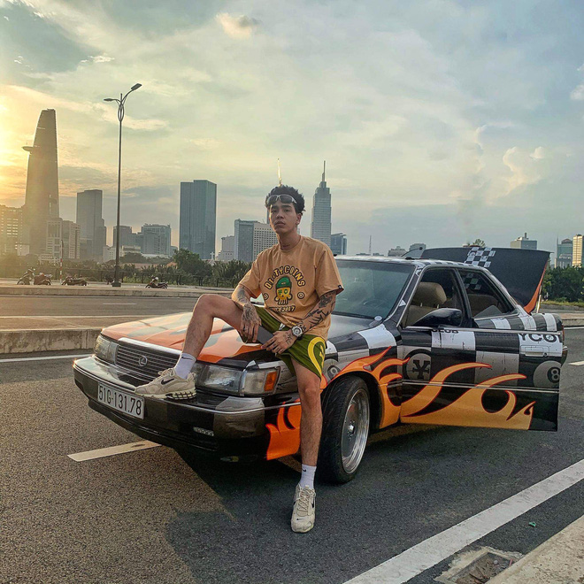 Khoa Xian - cậu chủ trẻ very rich ốp tường bằng giày hiệu, lấp kín instagram bằng xe sang và outfit chất chơi - Ảnh 8.