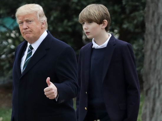 Hoàng tử Nhà Trắng Barron Trump và loạt khoảnh khắc gây bão cộng đồng mạng - Ảnh 4.