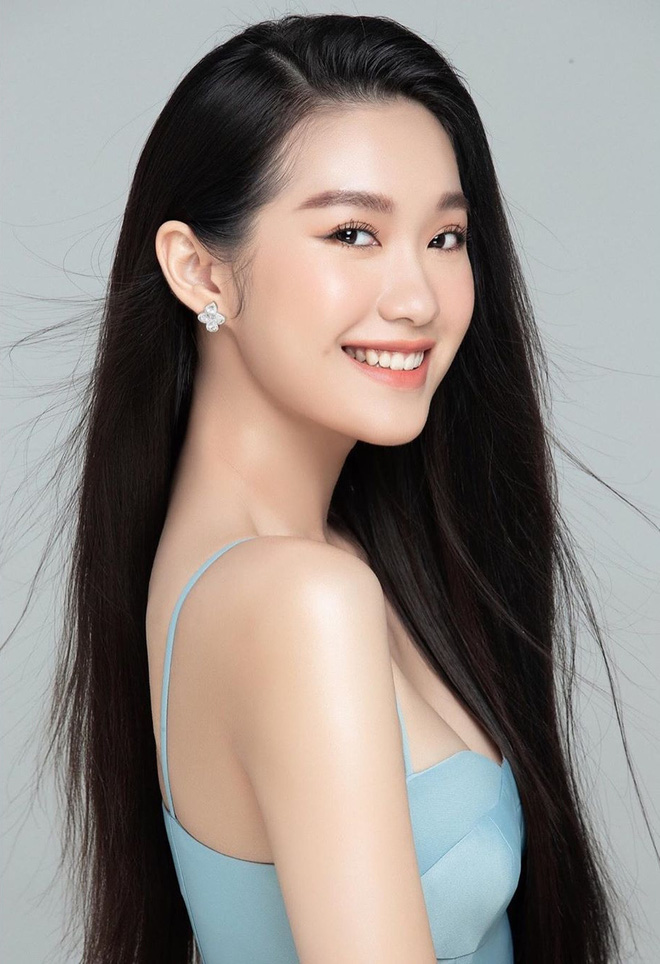 Điểm khác lạ của Hải My - thí sinh hot nhất Hoa hậu Việt Nam trong ảnh selfie với hình BTC công bố - Ảnh 8.