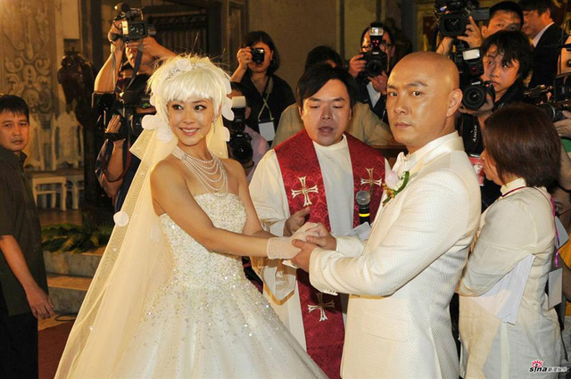 Những cặp đôi phim giả tình thật trong phim của Kim Dung: Yêu nhau trong phim, kết hôn ngoài đời - Ảnh 2.