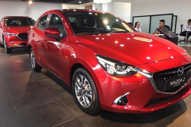 Đại lý xả hàng tồn: Mazda2 bản ‘full option’ dưới 500 triệu cạnh tranh Toyota Vios - Ảnh 2.