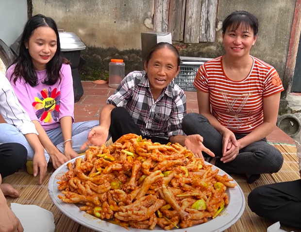 Lâu lâu bà Tân mới được lòng người xem đến vậy: tất cả nhờ 1 món ăn “bắt thóp” thời tiết khiến ai cũng xuýt xoa - Ảnh 3.