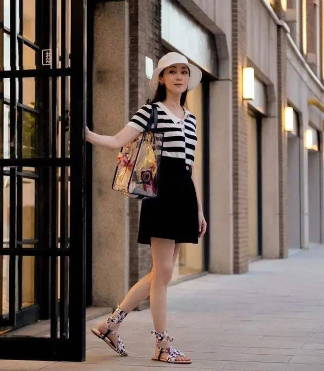 Vạn Ỷ Văn: Á hậu tiểu tam khiến Chân Tử Đan tan cửa nát nhà, từ chối đại gia và 4 tháng hẹn hò đã tìm được hôn nhân viên mãn - Ảnh 17.