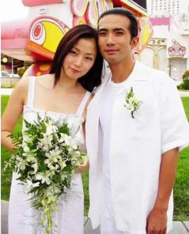 Vạn Ỷ Văn: Á hậu tiểu tam khiến Chân Tử Đan tan cửa nát nhà, từ chối đại gia và 4 tháng hẹn hò đã tìm được hôn nhân viên mãn - Ảnh 15.