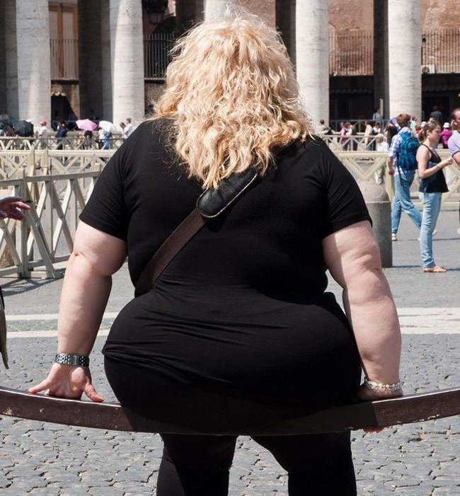 Những người béo vui tính hài hước nhất mọi thời đại - Ảnh 4. Những người béo vui tính hài hước nhất mọi thời đại - Ảnh 4.