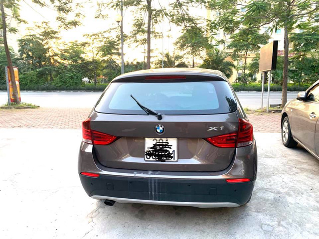 7 năm chạy 75.000km, BMW X1 bán lại rẻ hơn Kia Seltos gần 100 triệu đồng - Ảnh 3.