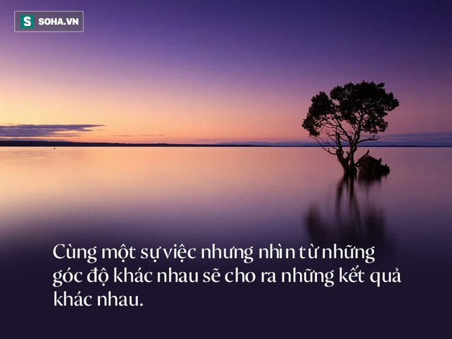 Rình rập bên ngoài nhà dân để kiếm ăn, chó sói hoảng sợ chạy bán sống bán chết vì tiếng nói vọng ra từ trong nhà - Ảnh 6.