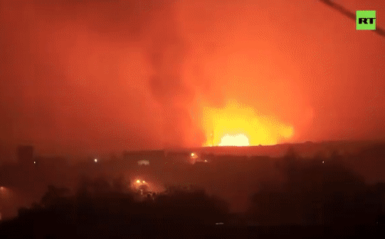 Houthi vừa tấn công cơ sở dầu mỏ bằng tên lửa 2 trong 1 khiến Arab Saudi "phát sốt"
