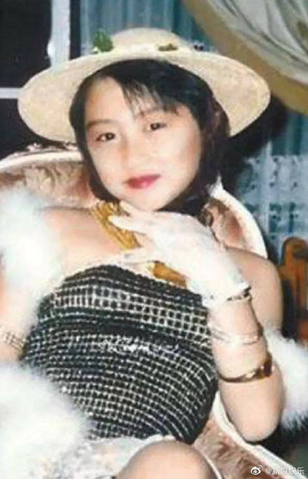 Không thể tin được đây là ảnh hồi bé của tài tử Tạ Đình Phong: Xinh như công chúa, lại còn quá giống Quan Hiểu Đồng - Ảnh 1.