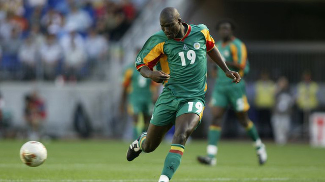 Người hùng của đội tuyển Senegal tại World Cup 2002 qua đời - Ảnh 1.