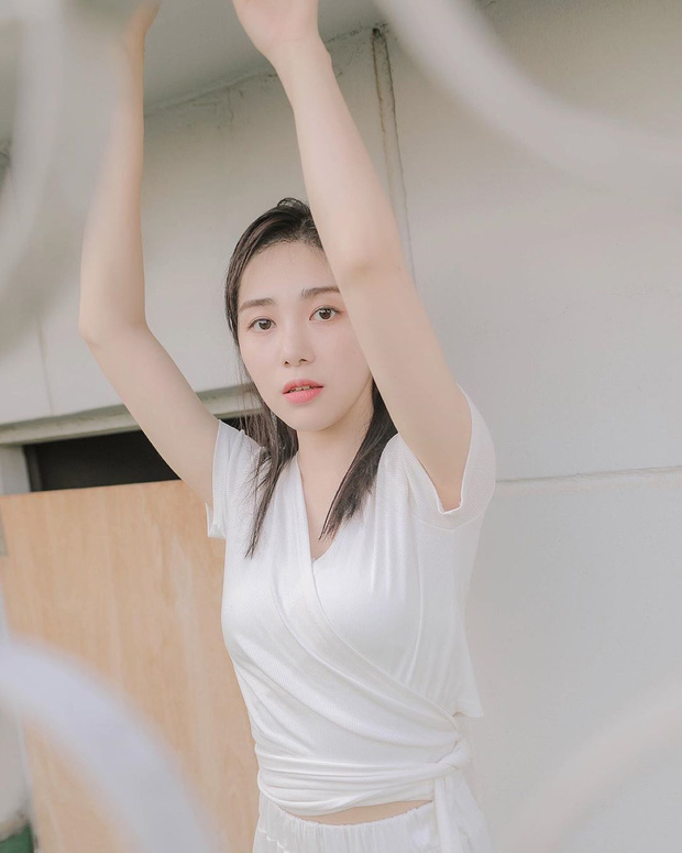 Top mỹ nhân màn ảnh sở hữu vòng eo nhỏ nhất xứ Hàn: Han Ye Seul - Naeun đã đỉnh, điên nữ Seo Ye Ji còn choáng hơn - Ảnh 16.