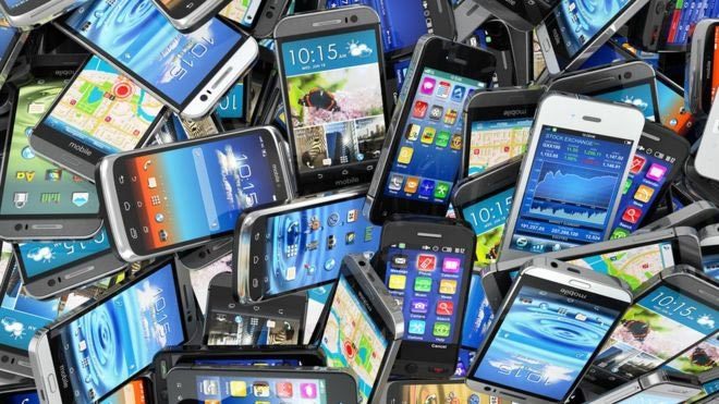 Hé lộ lý do loạt smartphone pin trâu, cấu hình khủng giảm giá còn dưới 4 triệu  - Ảnh 1.