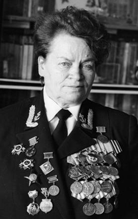 Nữ chỉ huy lính thủy đánh bộ duy nhất của Liên Xô - Ảnh 4.