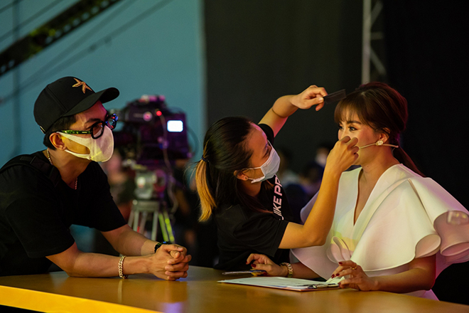 Sự thật đằng sau bức ảnh “lôi thôi” về chồng trẻ kém 12 tuổi của Khánh Thi - Ảnh 7. Sự thật đằng sau bức ảnh “lôi thôi” về chồng trẻ kém 12 tuổi của Khánh Thi - Ảnh 7.