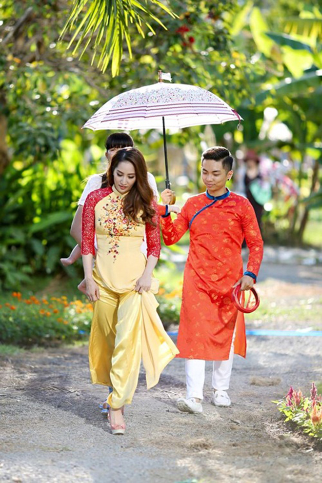 Sự thật đằng sau bức ảnh “lôi thôi” về chồng trẻ kém 12 tuổi của Khánh Thi - Ảnh 8. Sự thật đằng sau bức ảnh “lôi thôi” về chồng trẻ kém 12 tuổi của Khánh Thi - Ảnh 8.