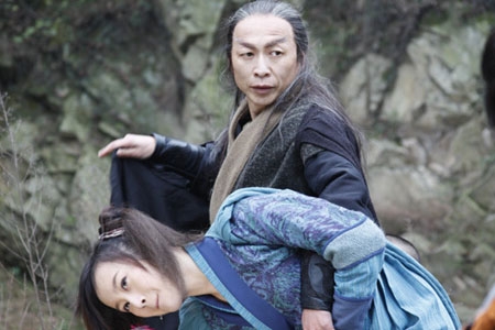 Kiếm hiệp Kim Dung: Hai cao thủ do luyện võ công nên phải uống máu - Ảnh 3.