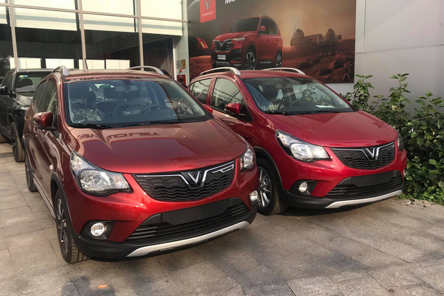 Hết năm 2020, VinFast Fadil vẫn được miễn 100% trước bạ - Đòn hiểm bất ngờ làm khó Kia Morning và Hyundai i10 - Ảnh 1. Hết năm 2020, VinFast Fadil vẫn được miễn 100% trước bạ - Đòn hiểm bất ngờ làm khó Kia Morning và Hyundai i10 - Ảnh 1.