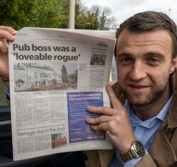 Người đàn ông sáng tỉnh dậy thấy tin cáo phó của mình trên báo, chuyện tưởng hài hước nhưng hệ lụy không nhỏ chút nào - Ảnh 1. Người đàn ông sáng tỉnh dậy thấy tin cáo phó của mình trên báo, chuyện tưởng hài hước nhưng hệ lụy không nhỏ chút nào - Ảnh 1.