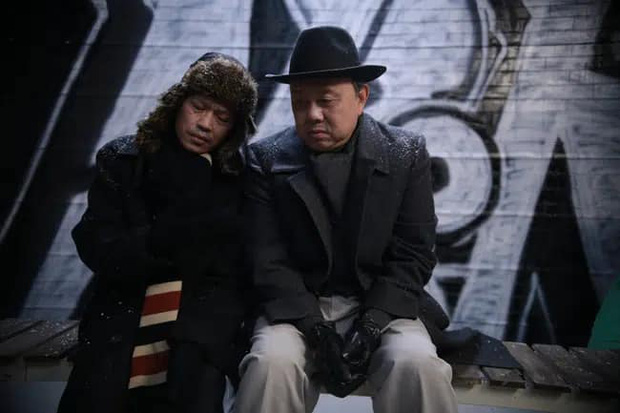 Rơi nước mắt với câu nói của NS Hoài Linh tại tang lễ cố NS Chí Tài: Bây giờ chẳng còn ai cô độc hơn anh đâu - Ảnh 3. Rơi nước mắt với câu nói của NS Hoài Linh tại tang lễ cố NS Chí Tài: Bây giờ chẳng còn ai cô độc hơn anh đâu - Ảnh 3.