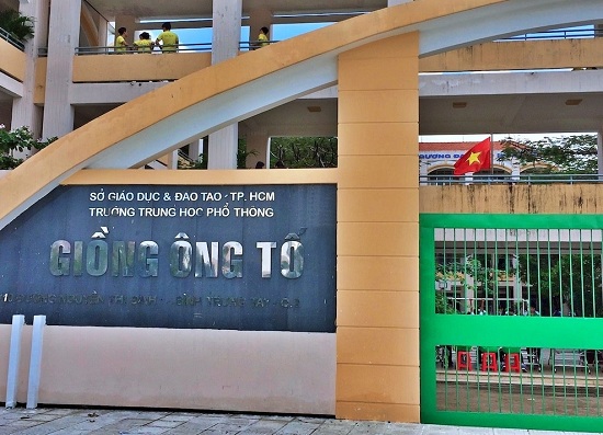 Vụ 2 nam sinh quay lén nhà vệ sinh nữ: Điều chỉnh mức kỷ luật - Ảnh 1.