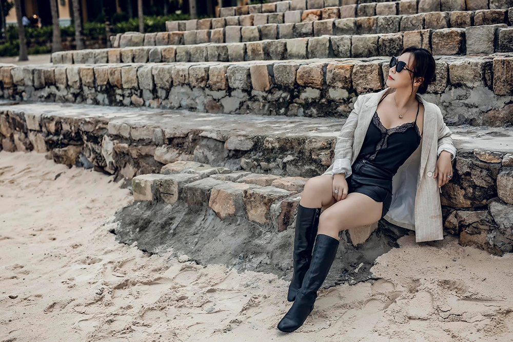 Hình ảnh đời thường của vợ diễn viên Quý Bình: Lúc sang chảnh khi lại giản dị bất ngờ - Ảnh 9. Hình ảnh đời thường của vợ diễn viên Quý Bình: Lúc sang chảnh khi lại giản dị bất ngờ - Ảnh 9.