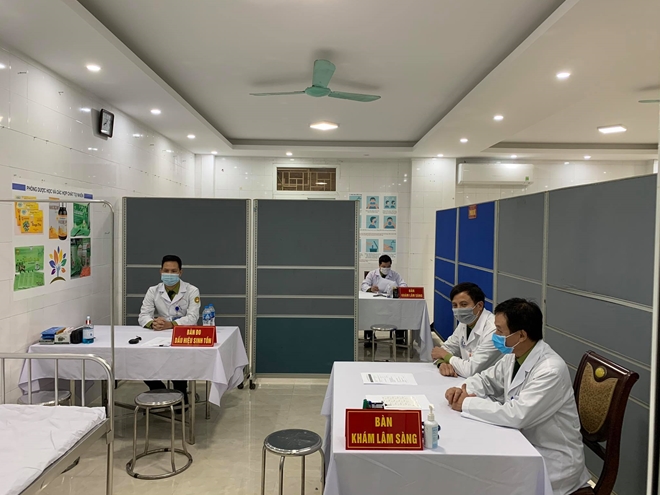 Những hình ảnh đầu tiên tiêm thử nghiệm vaccine COVID-19 tại Việt Nam - Ảnh 6.