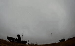 Tại sao NATO phải "khiếp sợ" tên lửa S-400 của Nga?