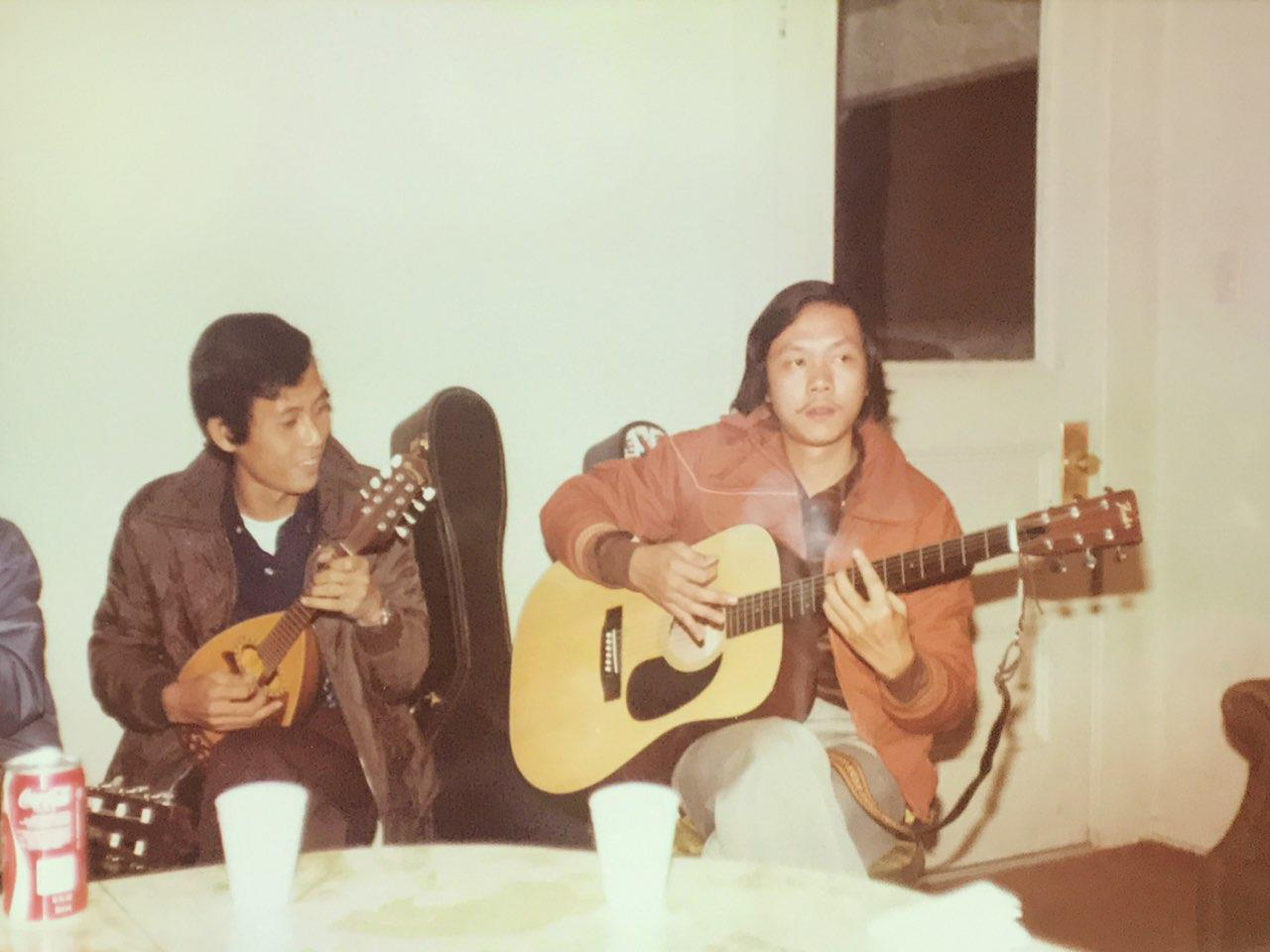 79+ Hình Ảnh Guitar Đẹp Lãng Mạn, Chất Chứa Nhiều Cảm Xúc - Đại Việt Sài Gòn